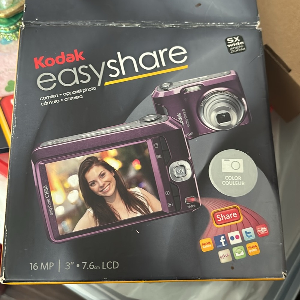 KODAK EASY SHARE CAMERA